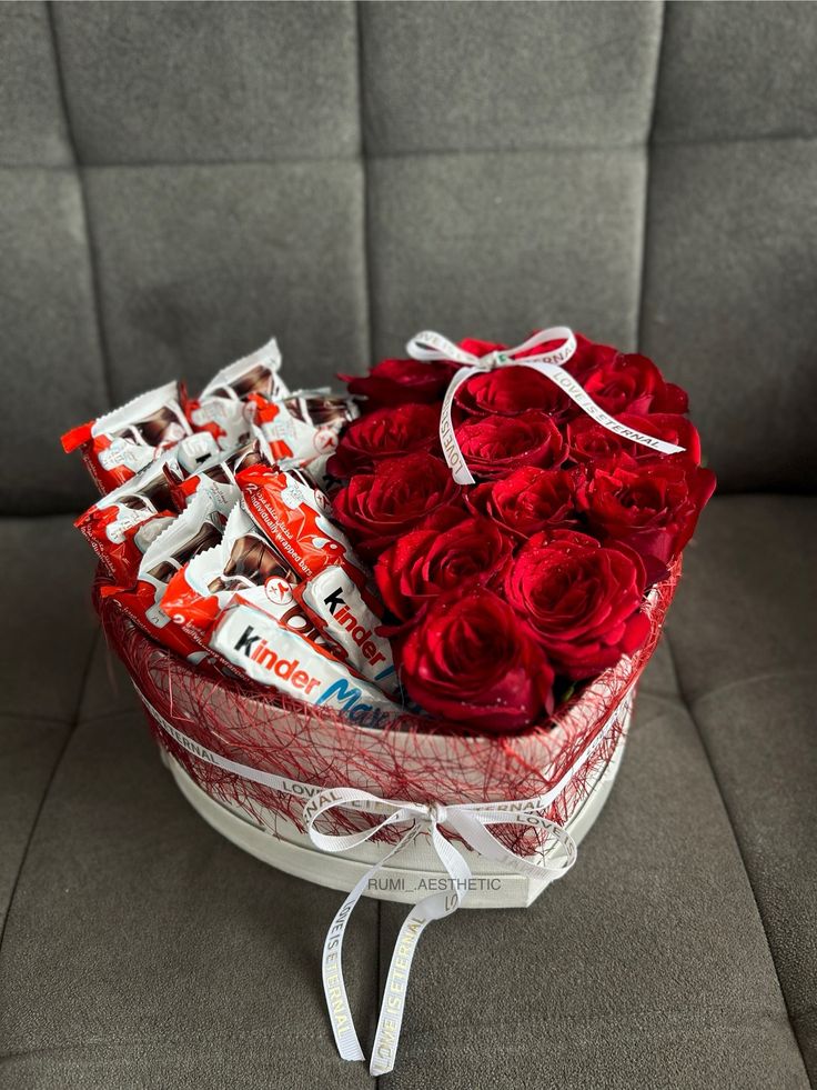 premium chocolate and Roses Heart bucket
